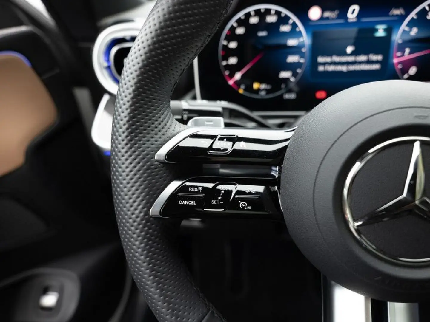 CLE 450 4M Coupé AMG-Sport Pano Night Distr Memo