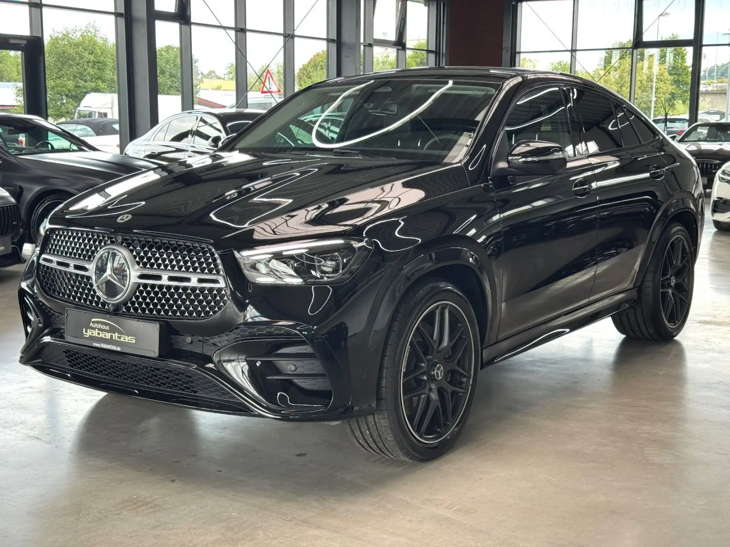 GLE 450 d 4M Coupe AMG AIRMATIC AHK Pano DISTRON