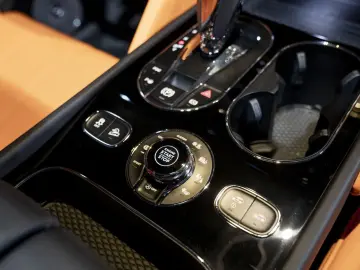 BENTAYGA S   MULLINER DUO-TONE   NAIM   CERAMIC