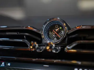 BENTAYGA S   MULLINER DUO-TONE   NAIM   CERAMIC