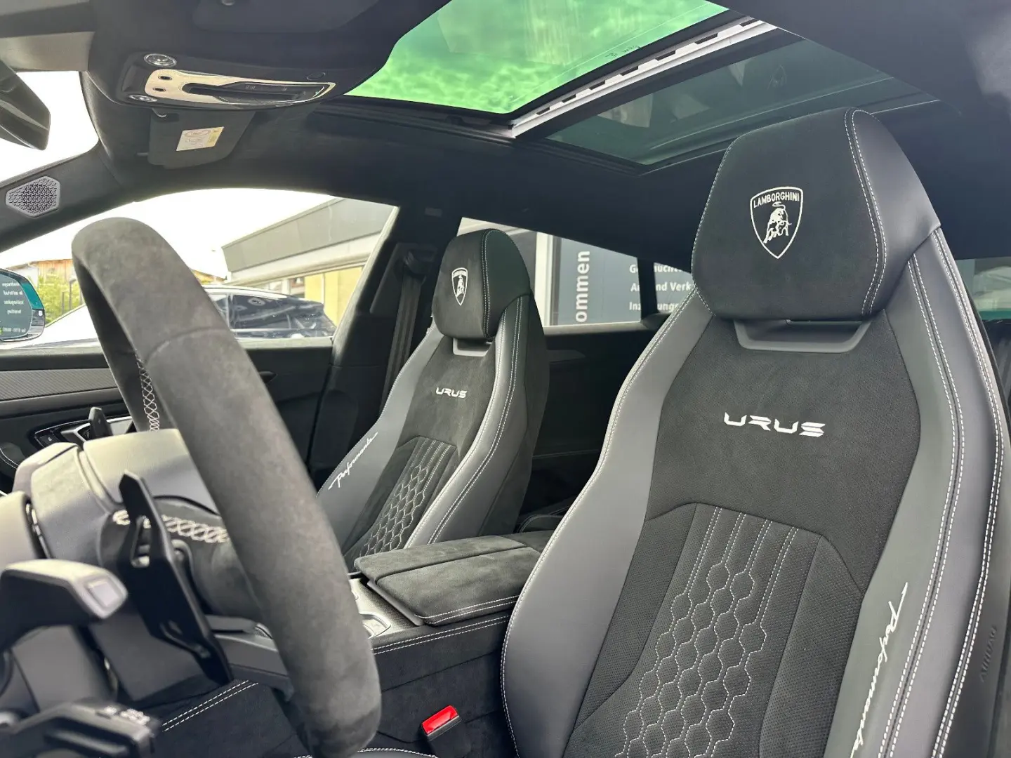 Urus Performante Carbon B&O Massage Pano ADAS