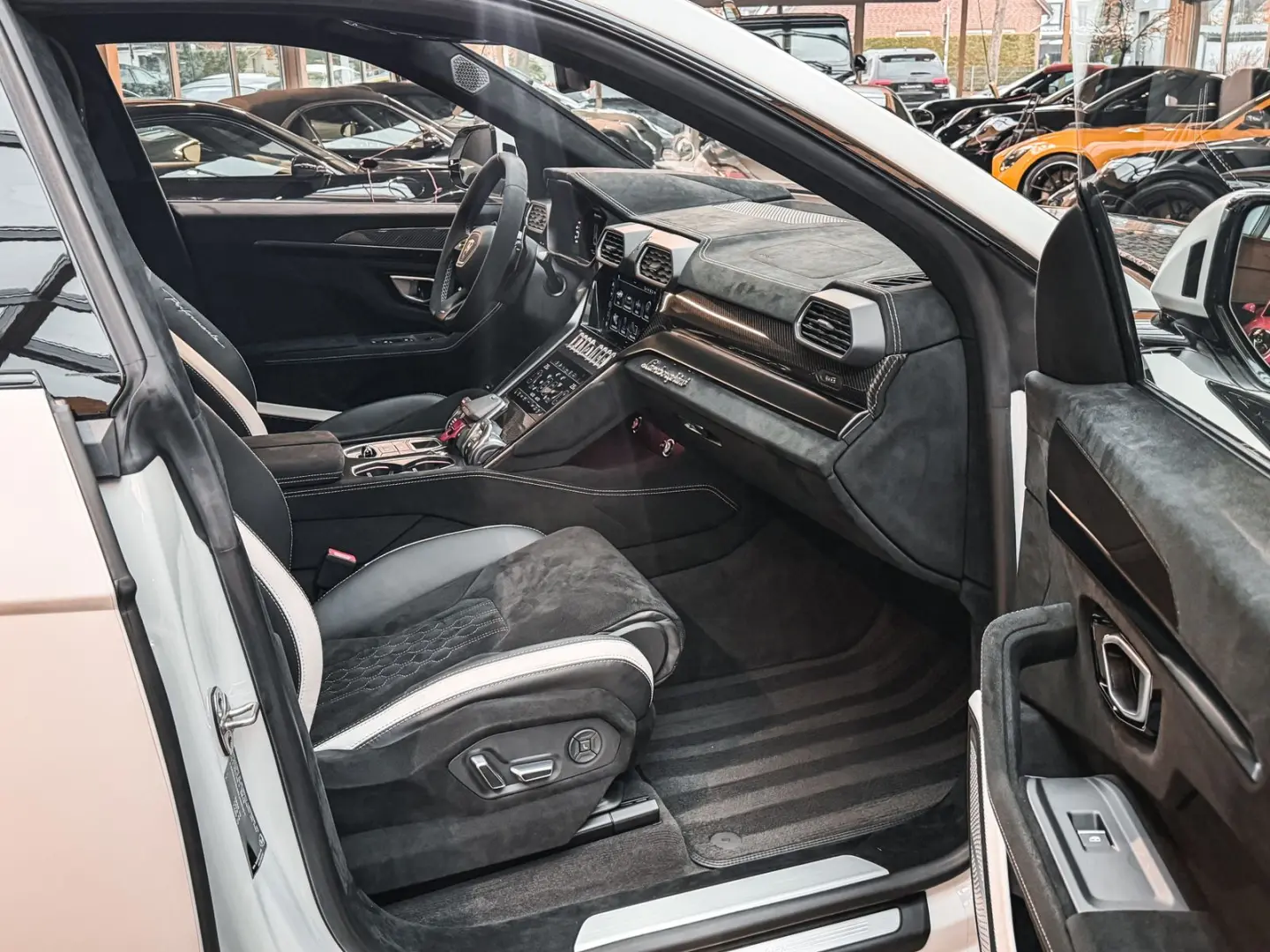 Urus Performante PPF ADAS B&O-3D Head-Up