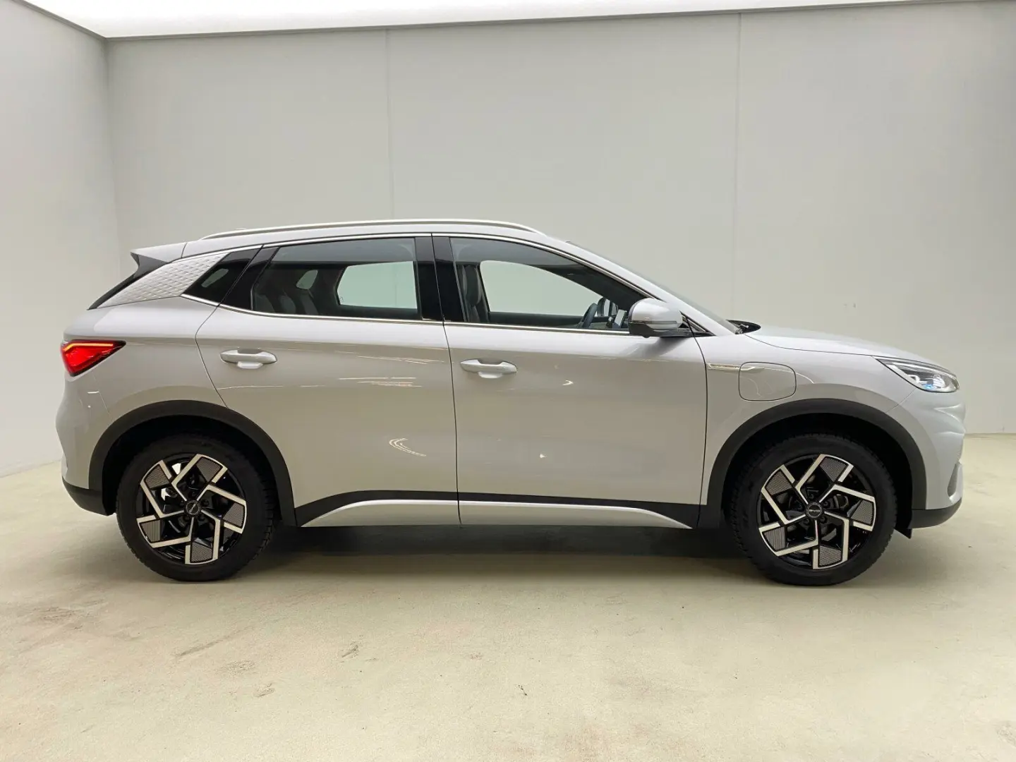 ATTO 3 Design PanoDach 360Kam el. HK Ambiente