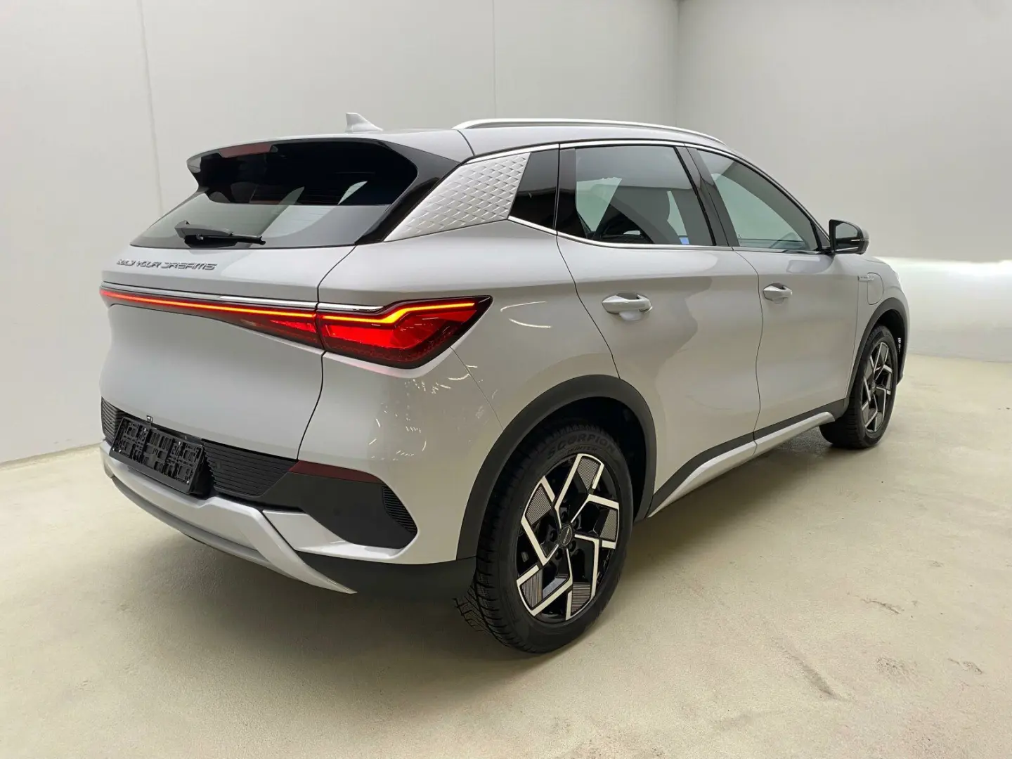 ATTO 3 Design PanoDach 360Kam el. HK Ambiente