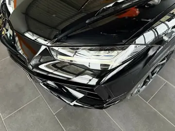 Urus S Novitec Carbondach