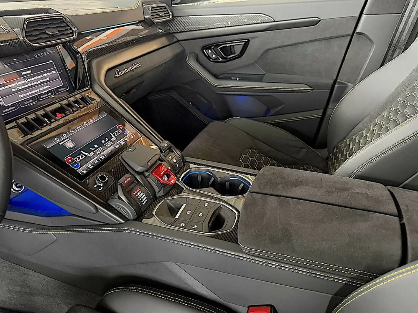 Urus S Novitec Carbondach