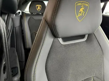 Urus S Novitec Carbondach