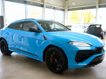 Urus SE   PANORMA   CARBON   B&O   BLU CEPHEUS