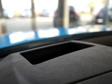 Urus SE   PANORMA   CARBON   B&O   BLU CEPHEUS