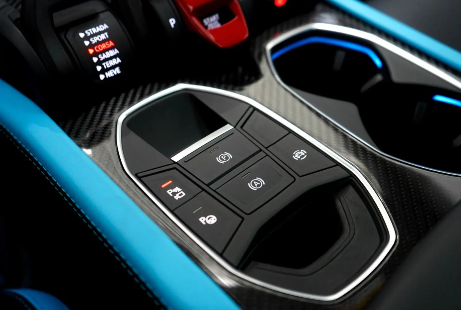 Urus SE   PANORMA   CARBON   B&O   BLU CEPHEUS