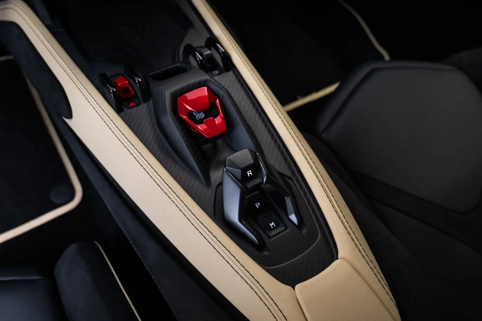 Revuelto 6.5 V12 HPEV Lift Oro Elios Full PPF