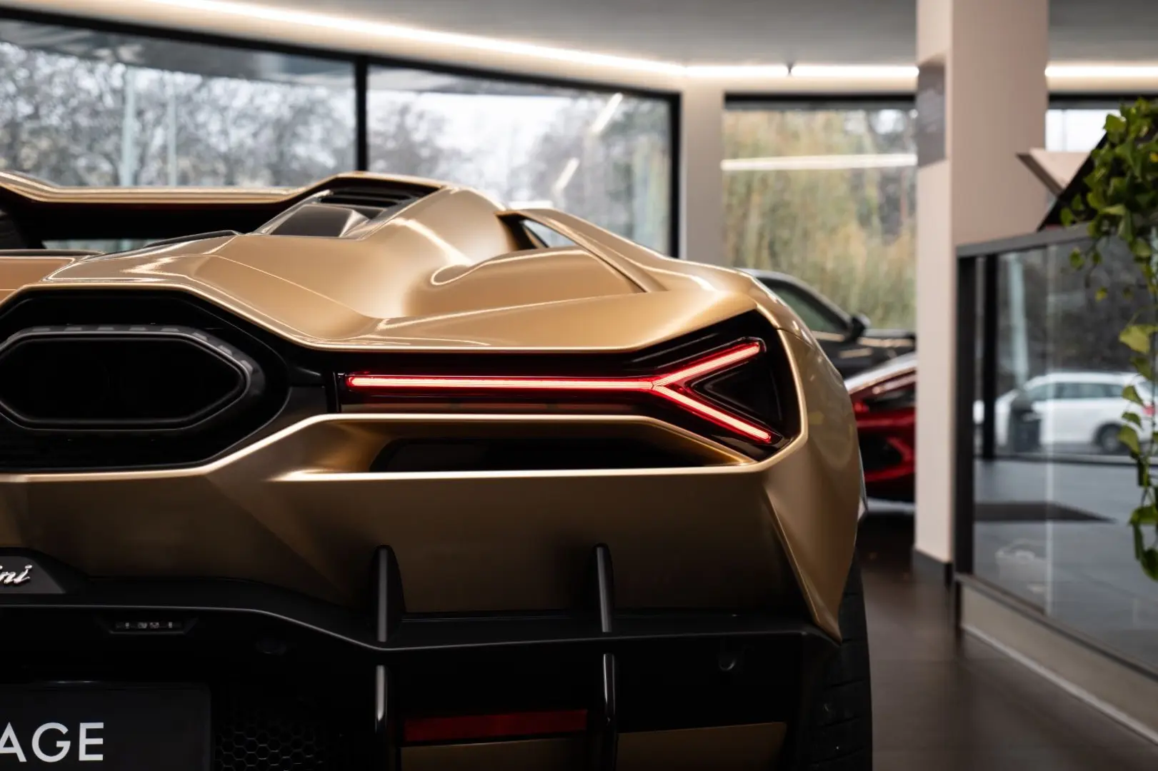 Revuelto 6.5 V12 HPEV Lift Oro Elios Full PPF