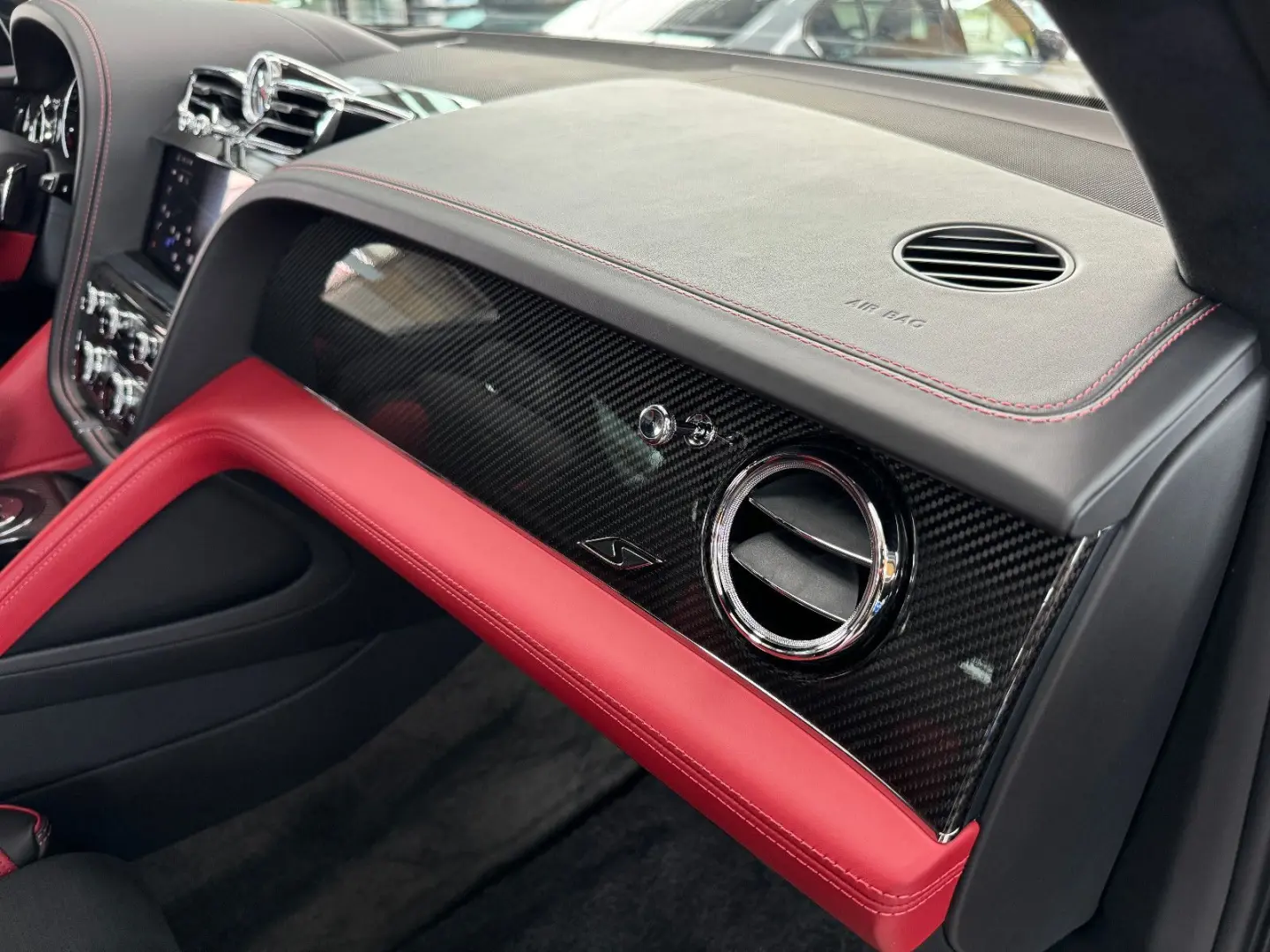 Bentayga V8 S NAIM Carbon 22  All Terrain Nachts