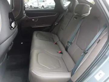 Han AWD Executive ICC HeadUp Wärmep 360K PanoDAB