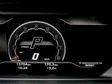 Urus S Nero Helene  Electrical Trailer Towing