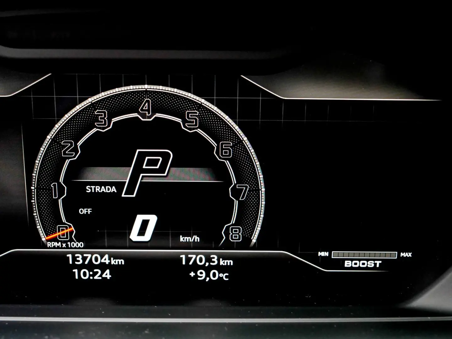 Urus S Nero Helene  Electrical Trailer Towing