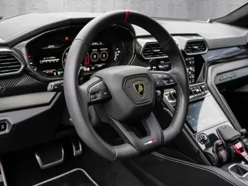 Urus S Nero Helene  Electrical Trailer Towing