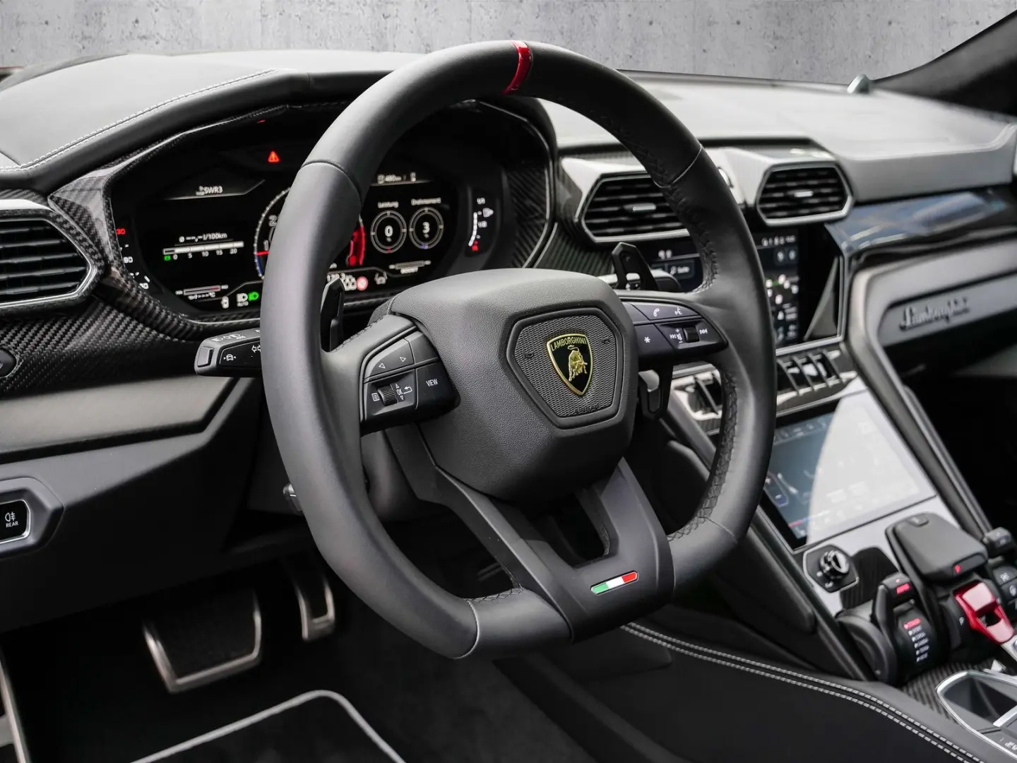 Urus S Nero Helene  Electrical Trailer Towing