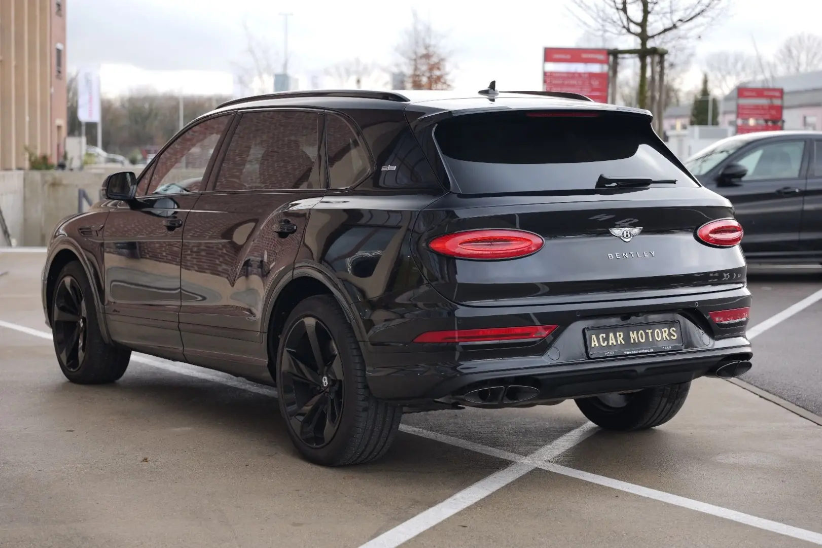 Bentayga 4.0 V8 EWB Azure 4WD Long Lang