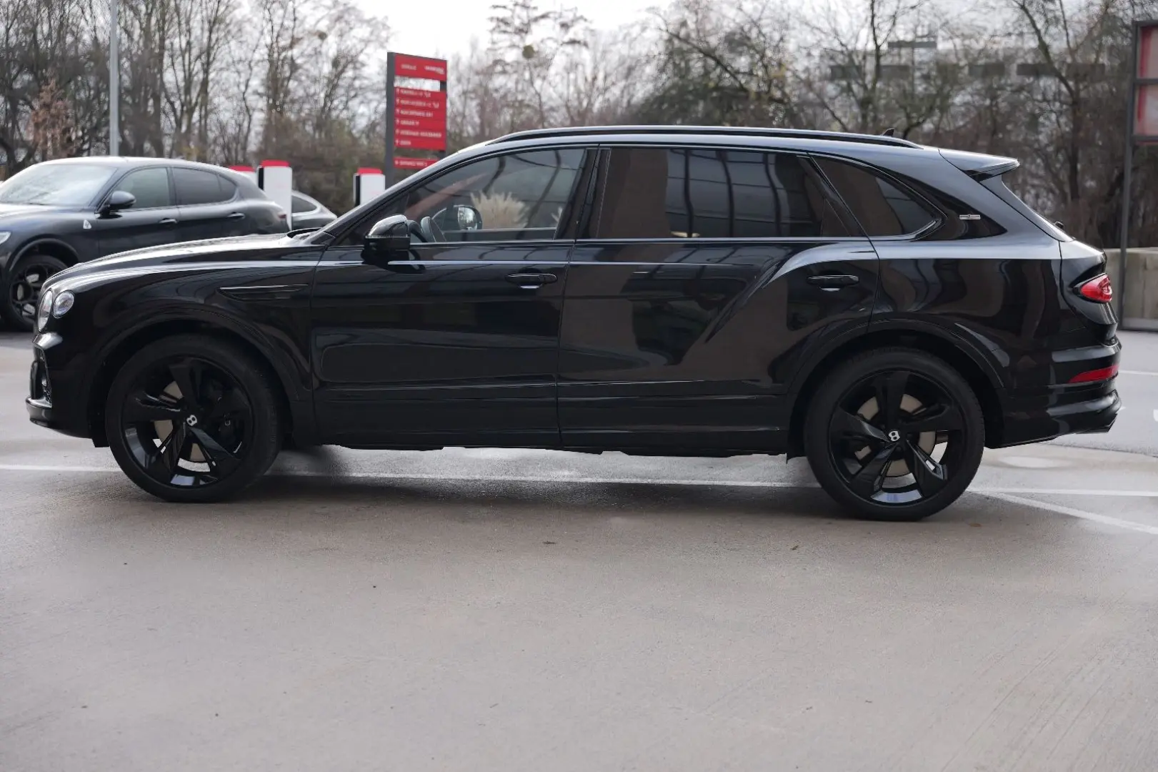 Bentayga 4.0 V8 EWB Azure 4WD Long Lang