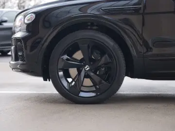 Bentayga 4.0 V8 EWB Azure 4WD Long Lang