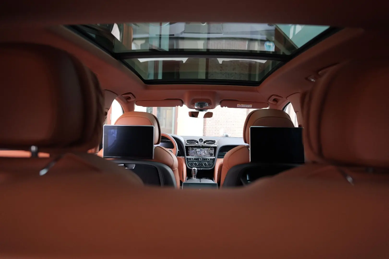 Bentayga 4.0 V8 EWB Azure 4WD Long Lang