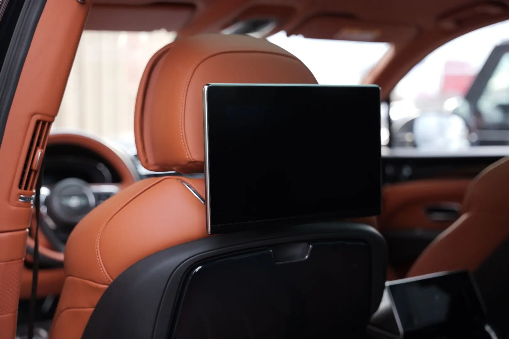 Bentayga 4.0 V8 EWB Azure 4WD Long Lang