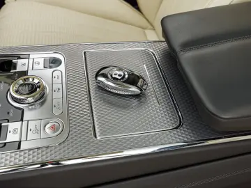 Flying Spur Mulliner W12