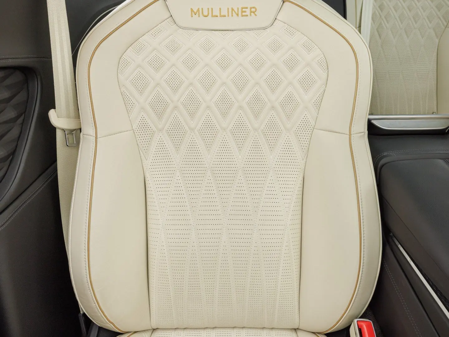 Flying Spur Mulliner W12