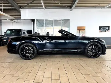 CONTINENTAL GTC 4.0 V8 4WD HUD MASSAGE 22