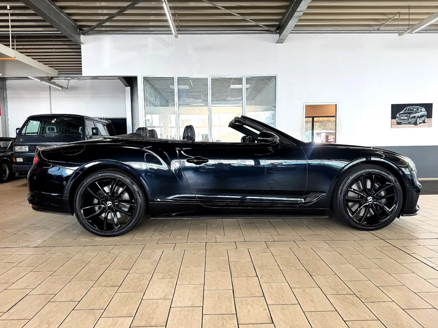 CONTINENTAL GTC 4.0 V8 4WD HUD MASSAGE 22