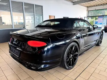 CONTINENTAL GTC 4.0 V8 4WD HUD MASSAGE 22