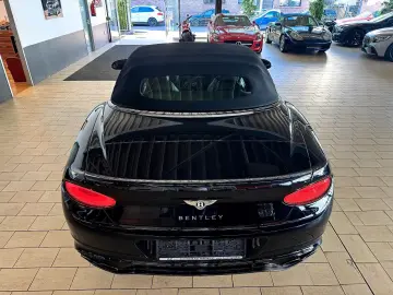 CONTINENTAL GTC 4.0 V8 4WD HUD MASSAGE 22