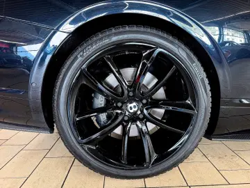 CONTINENTAL GTC 4.0 V8 4WD HUD MASSAGE 22