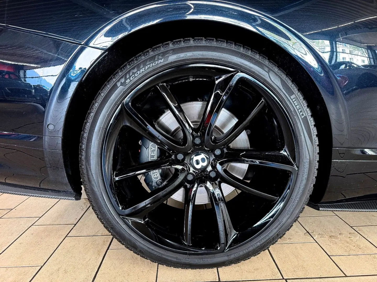 CONTINENTAL GTC 4.0 V8 4WD HUD MASSAGE 22