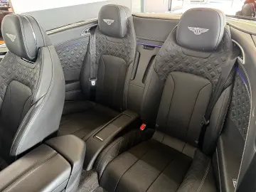 CONTINENTAL GTC 4.0 V8 4WD HUD MASSAGE 22