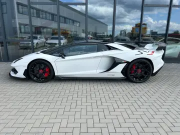 Aventador SVJ Roadster FullCarbon Tricolore Lift