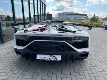Aventador SVJ Roadster FullCarbon Tricolore Lift