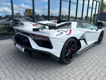 Aventador SVJ Roadster FullCarbon Tricolore Lift