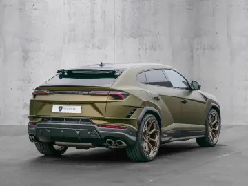 Urus Performante Verde Gea Matt  Interior Carbon