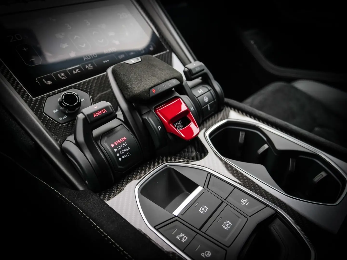 Urus Performante Verde Gea Matt  Interior Carbon