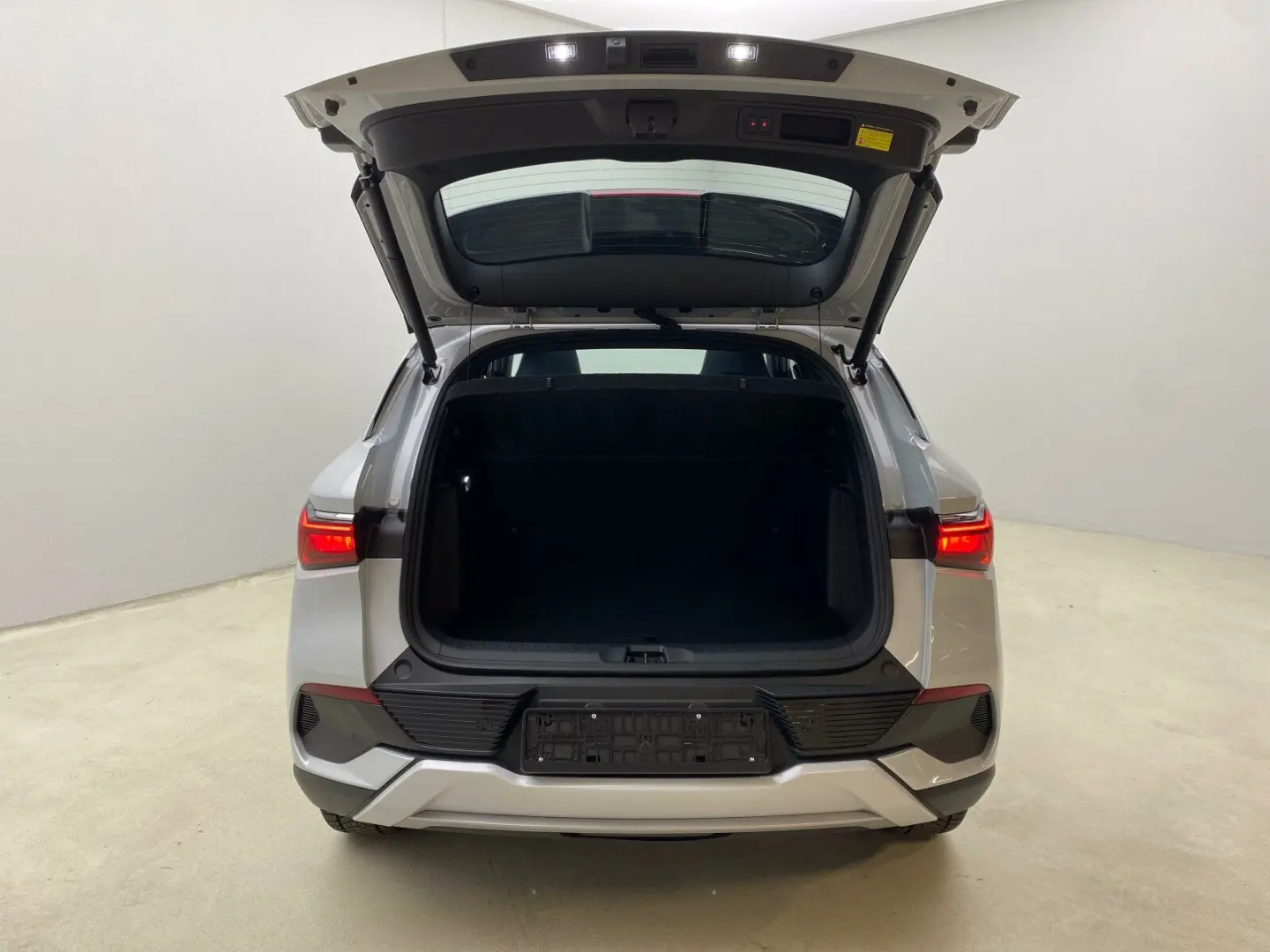 ATTO 3 Design PanoDach 360Kam el. HK Ambiente