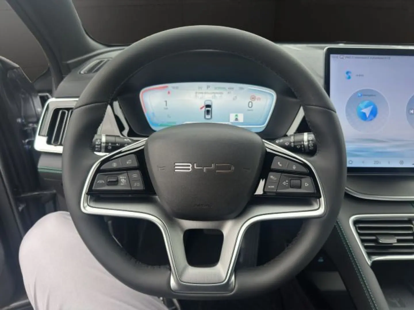 Seal U DM-i Boost Plug-In Hybrid 1080km PANODACH