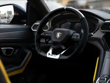 Urus 4.0 V8 Autom. Urus Graphite Capsule