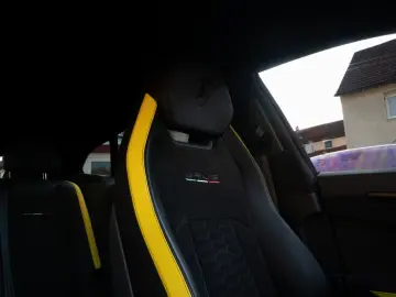 Urus 4.0 V8 Autom. Urus Graphite Capsule