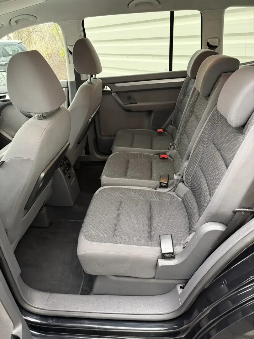 Volkswagen Touran 2.0 diesel cutie manual