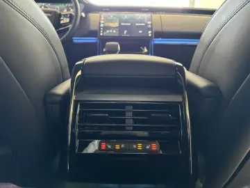 Range Rover Sport D300 Dyn. SE Standheizung AHK