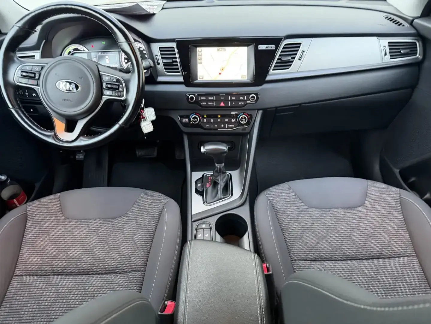 Kia Niro 1.6 hybrid cutie automata