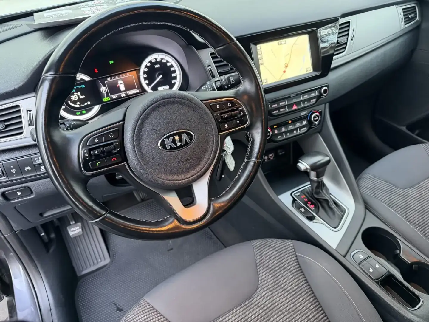 Kia Niro 1.6 hybrid cutie automata