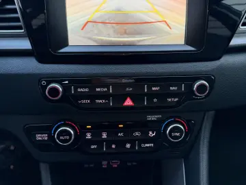 Kia Niro 1.6 hybrid cutie automata